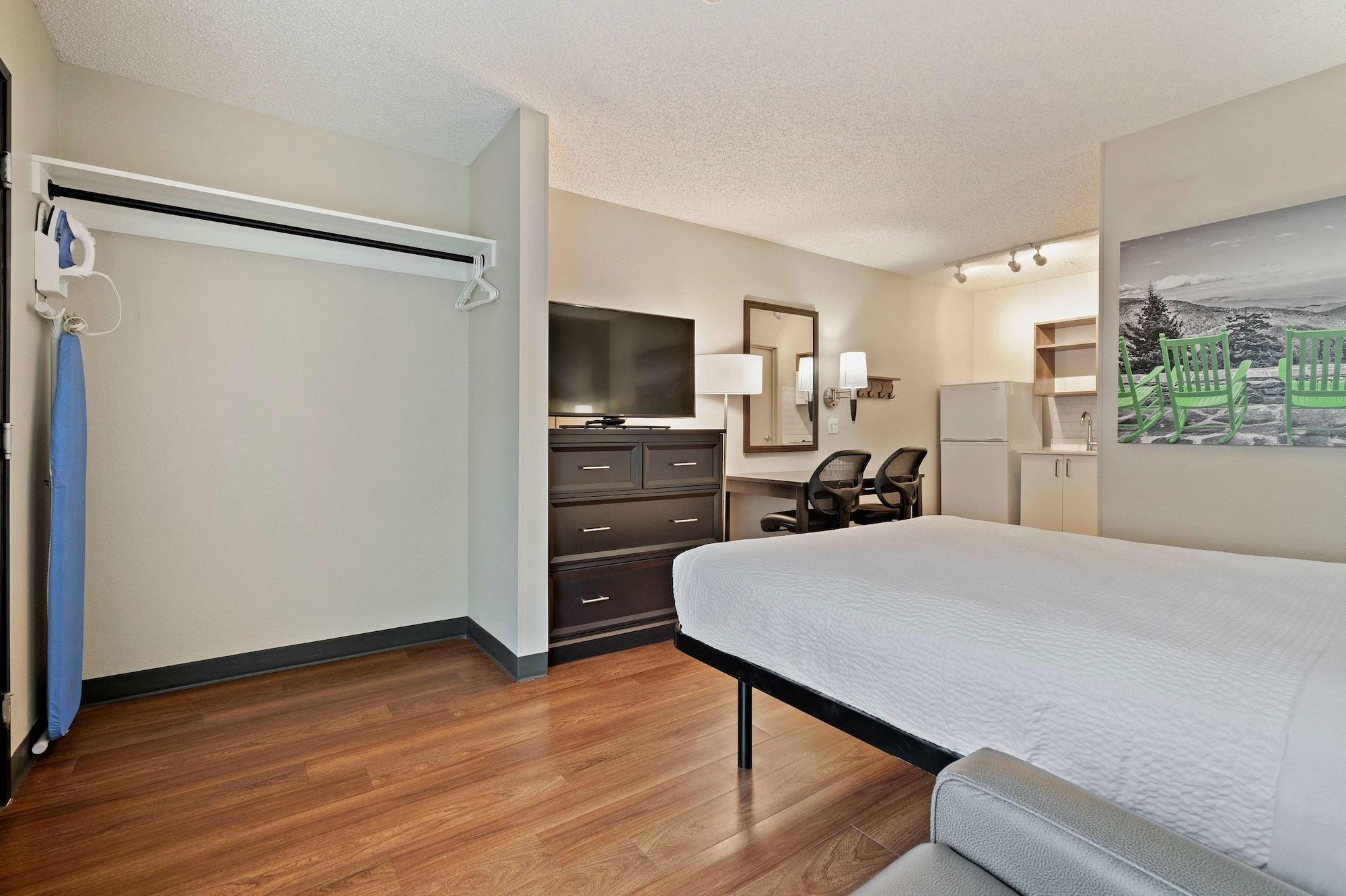 Extended Stay America Suites - Seattle - Redmond Белв'ю Екстер'єр фото