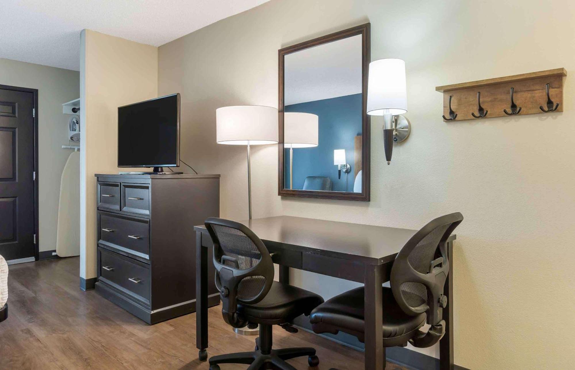 Extended Stay America Suites - Seattle - Redmond Белв'ю Екстер'єр фото